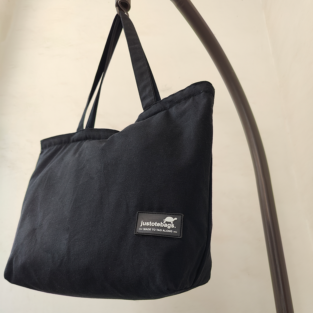 Essential - Noir Essence (Zip Closure)